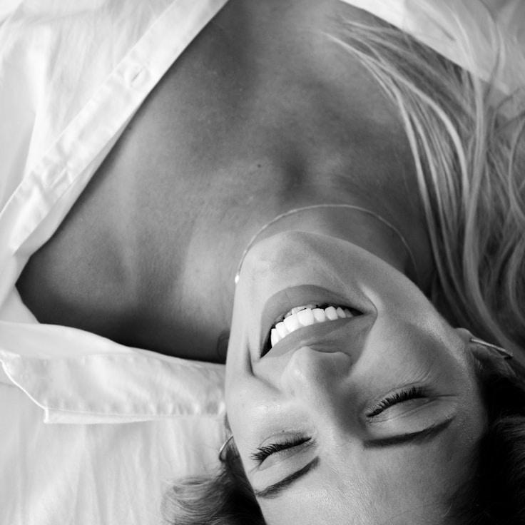 Dara Lee, Client Relations Director, discussing corporate gifting strategy with business clients